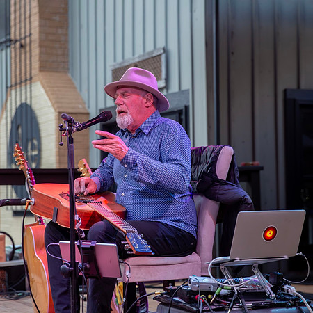 Harry Manx at Blues Holler in Uxbridge