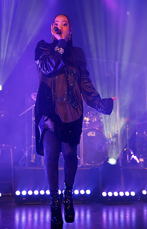 "Embrace Presents", Faouzia, Pop, R&B, "The Opera House", Toronto