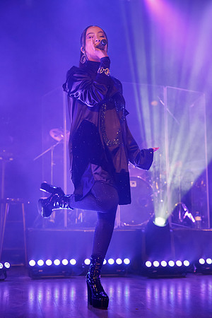 "Embrace Presents", Faouzia, Pop, R&B, "The Opera House", Toronto
