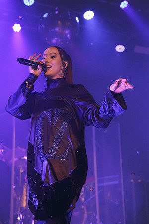 "Embrace Presents", Faouzia, Pop, R&B, "The Opera House", Toronto