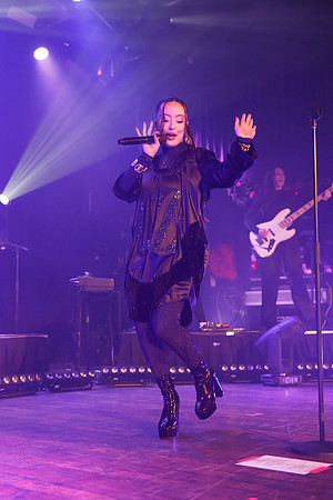 "Embrace Presents", Faouzia, Pop, R&B, "The Opera House", Toronto