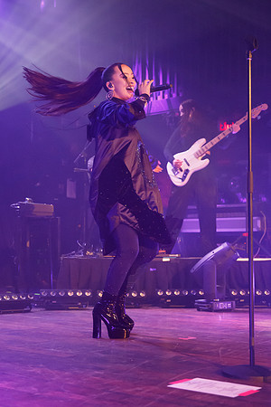 "Embrace Presents", Faouzia, Pop, R&B, "The Opera House", Toronto