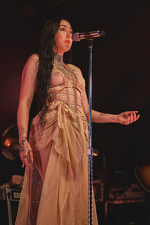 "Embrace Presents", "Noah Cyrus", "The Phoenix Concert Theatre", Toronto