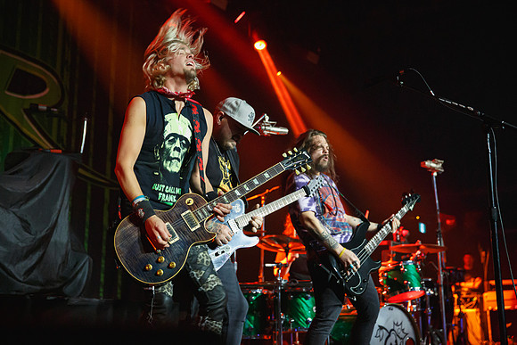 "Embrace Presents", History, Rock, "Black Stone Cherry", Toronto