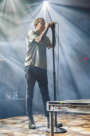 "Embrace Presents", Metal, Rock, "The Opera House", "The Plot In You", Toronto