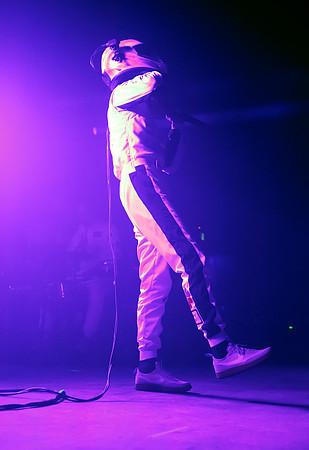 Eden, "Embrace Presents", History, Toronto, Pop, Rock