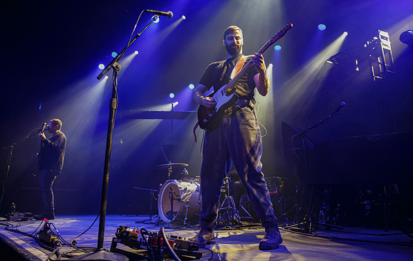 Slenderbodies, "Embrace Presents", History, Pop, Rock, Toronto