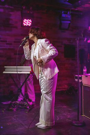 RAYE performed at The Velvet Underground in Toronto