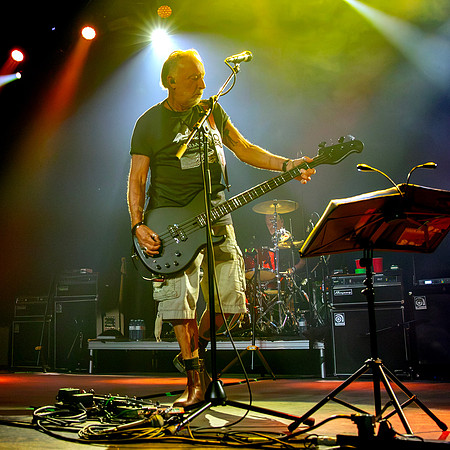 Peter Hook & The Light