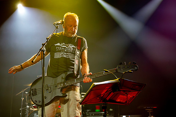 Peter Hook & The Light