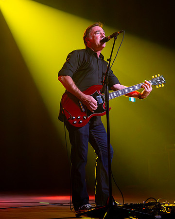 Peter Hook & The Light