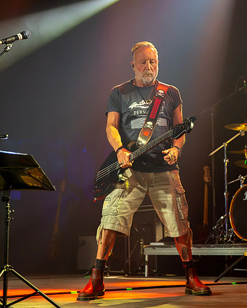 Peter Hook & The Light