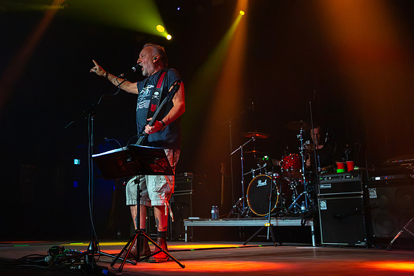 Peter Hook & The Light