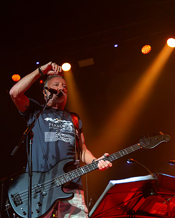 Peter Hook & The Light