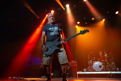 Peter Hook & The Light
