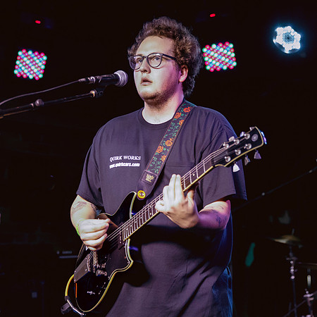 Sad Park performing at Velvet Underground on April 1, 2023