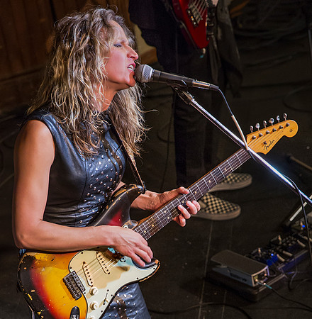 Ana Popovic