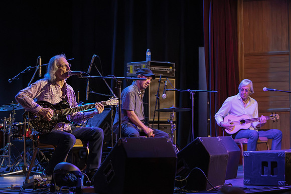 Sonny Landreth at Uxbridge Music Hall in Uxbridge