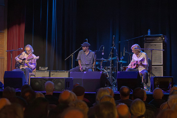 Sonny Landreth at Uxbridge Music Hall in Uxbridge