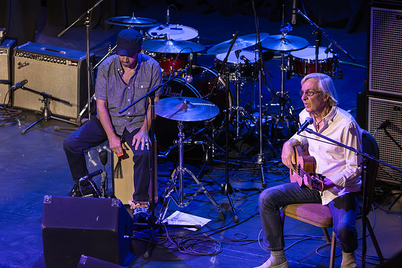 Sonny Landreth at Uxbridge Music Hall in Uxbridge