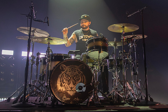 Royal Blood at Queen Elizabeth Theatre in Toronto