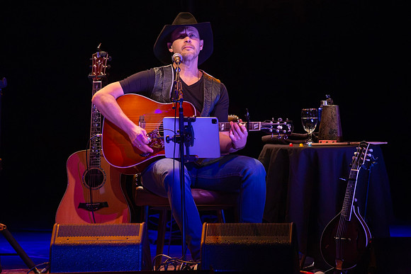 Paul Brandt & Terri Clark at The Danforth Music Hall in Toronto