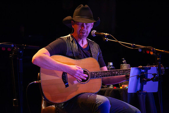 Paul Brandt & Terri Clark at The Danforth Music Hall in Toronto