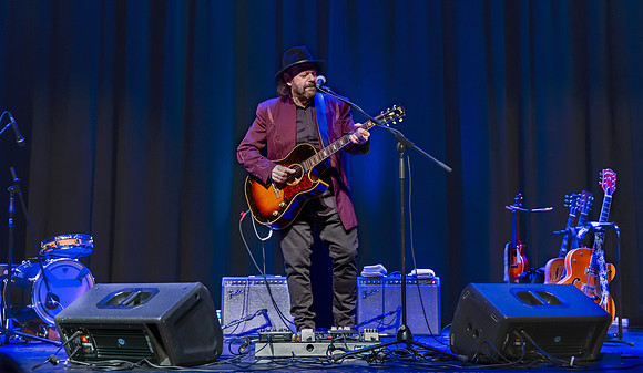 Colin Linden