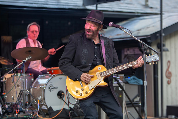 Colin Linden & The Rotting Matadors