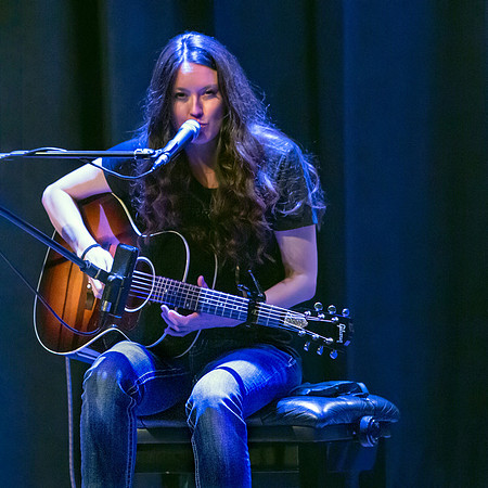 Heidi Holton