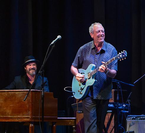 Tom Lavin & The Legendary Powder Blues