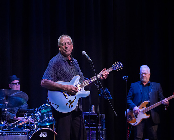 Tom Lavin & The Legendary Powder Blues