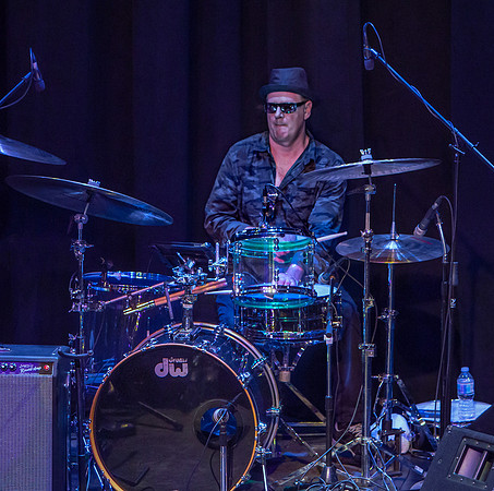 Tom Lavin & The Legendary Powder Blues