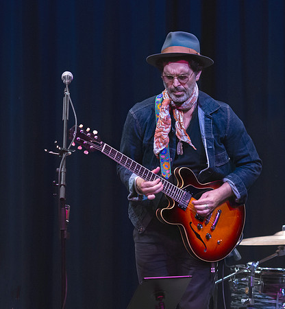 Doyle Bramhall II