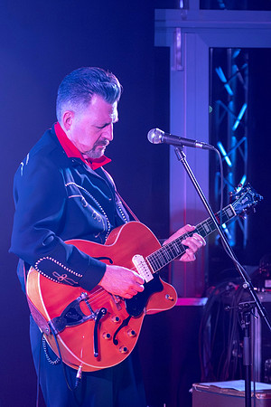 Swingin' Blackjacks at Avalon Lounge in Whitby