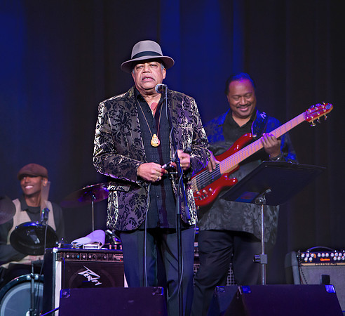 Chicago Plays The Stones