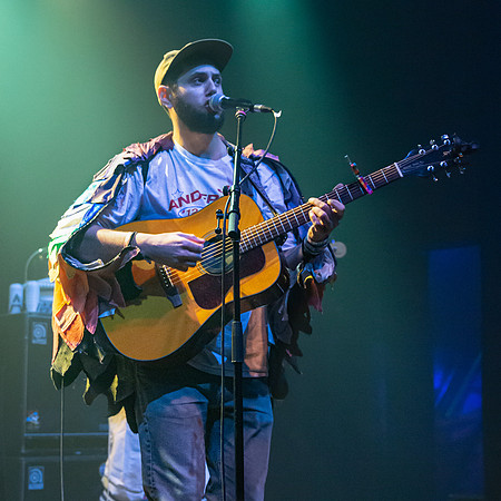 Joe Hertler & The Rainbow Seekers