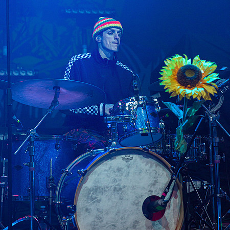 Joe Hertler & The Rainbow Seekers