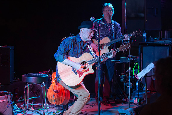 Les Stroud & The Campfire Kings at Port Whitby Marina
