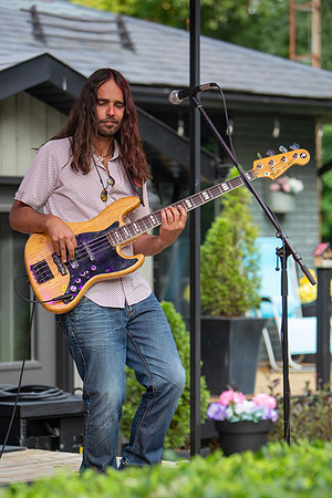 Glenn Marais & The Mojo Train at Blues Holler in Uxbridge