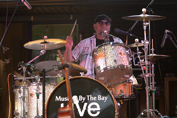 Glenn Marais & The Mojo Train at Blues Holler in Uxbridge