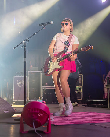 Beach Bunny at History in Toronto