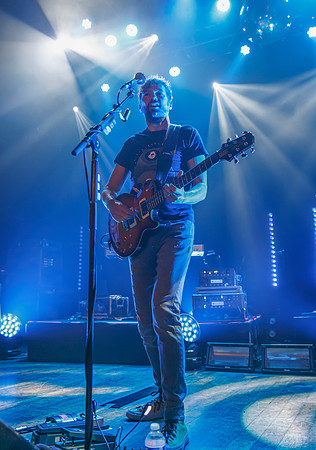 "Embrace Presents", Rock, "The Opera House", "The Pineapple Thief", Toronto, "Progressive Rock"