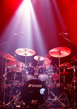 "Embrace Presents", Rock, "The Opera House", "The Pineapple Thief", Toronto, "Progressive Rock"