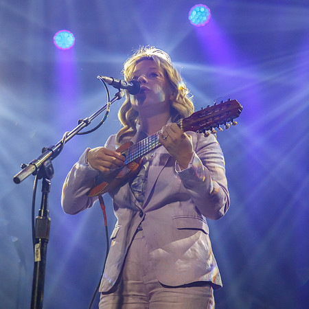 "Basia Bulat", Embrace, History, Rock, Toronto