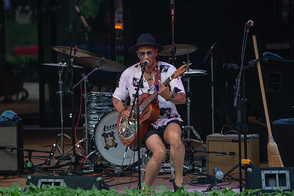 Glenn Marais at Blues Holler in Uxbridge