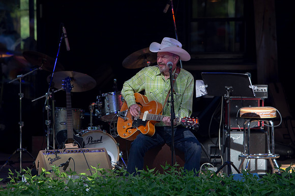 Matt Allen at Blues Holler in Uxbridge