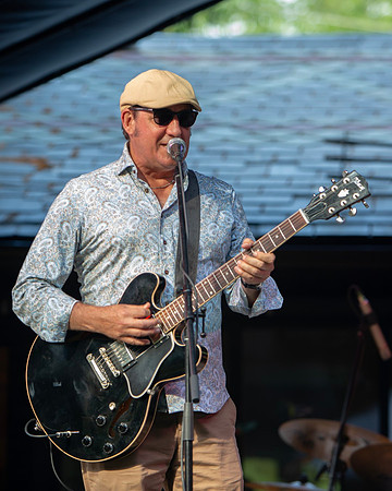 Steve Strongman at Blues Holler in Uxbridge