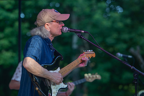 Sonny Landreth at Blues Holler in Uxbridge