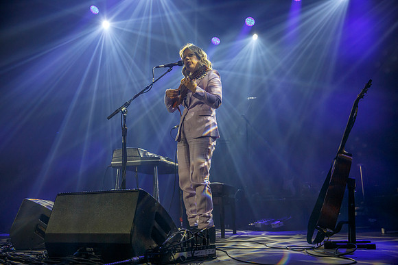 "Basia Bulat", Embrace, History, Rock, Toronto